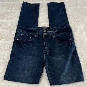 Men’s dark-wash slim straight jeans